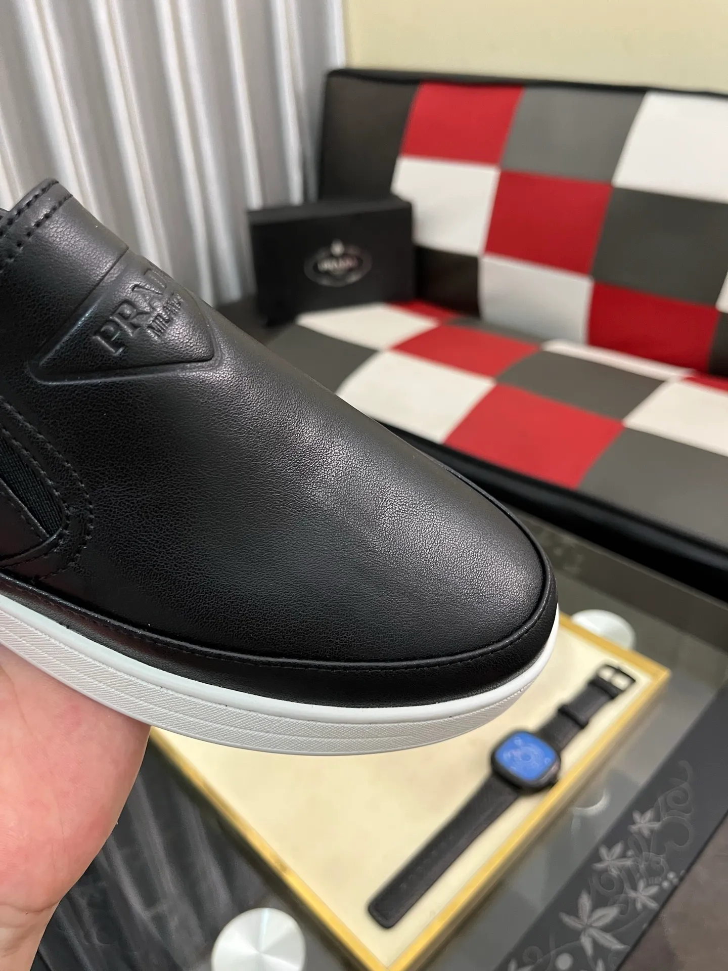 Men's shoes 💰440⌚️⌚️【PRADA】Prada casual shoes for couples, originally developed 1:1, made of high-mercerized cowhide with imported cowhide, silk sheepskin lining, rubber outsole, comfortable and soft on the feet, size: 38-442️⃣Colors available